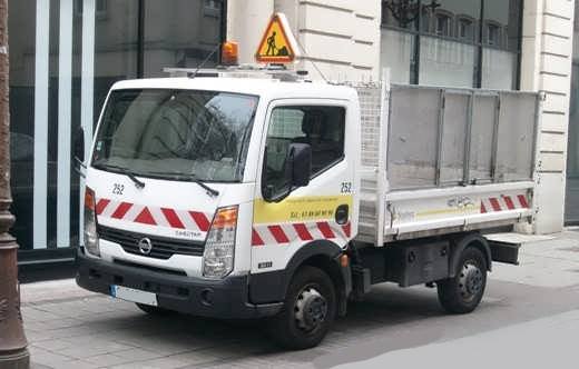   Nissan Cabstar       